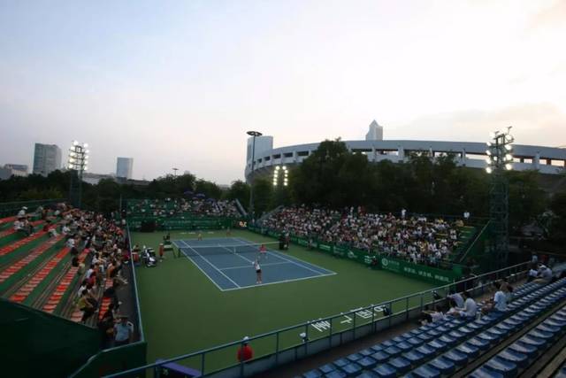 对接下来的 对接下来的